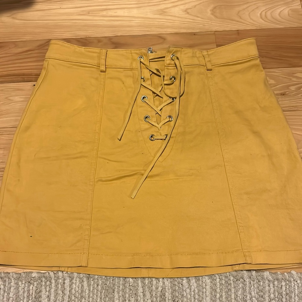 Forever 21 skirt
